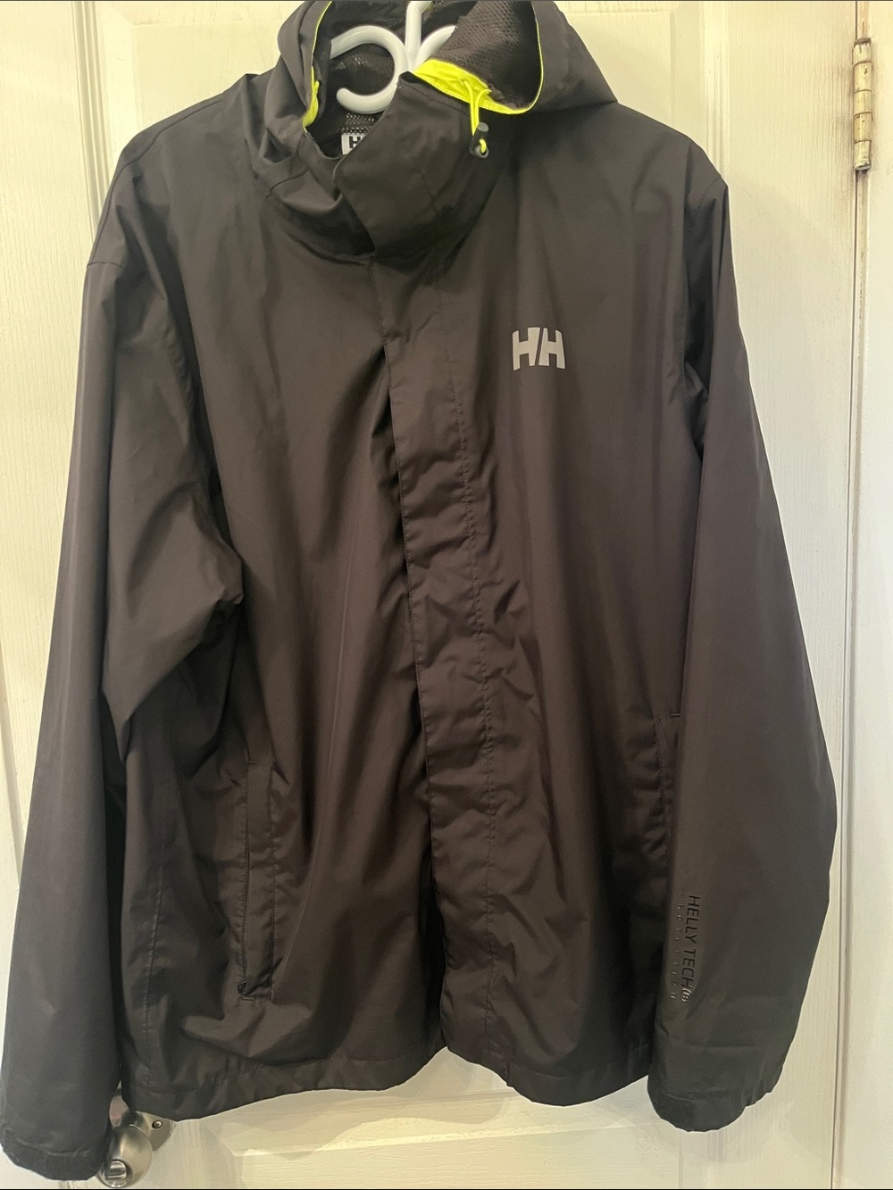 Helly Hansen Seven J Men’s Black Raincoat with Lime Accent